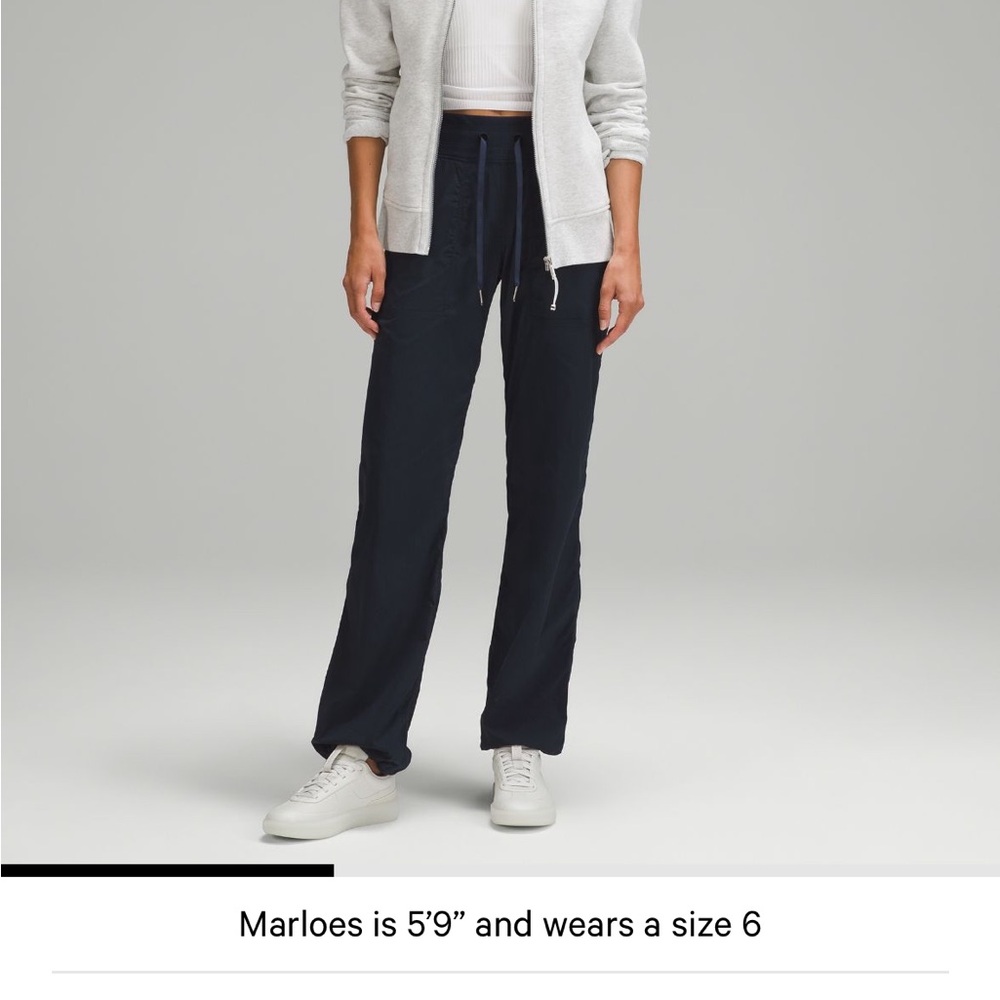NWT Lululemon dance studio med rise pants sz 4 regular